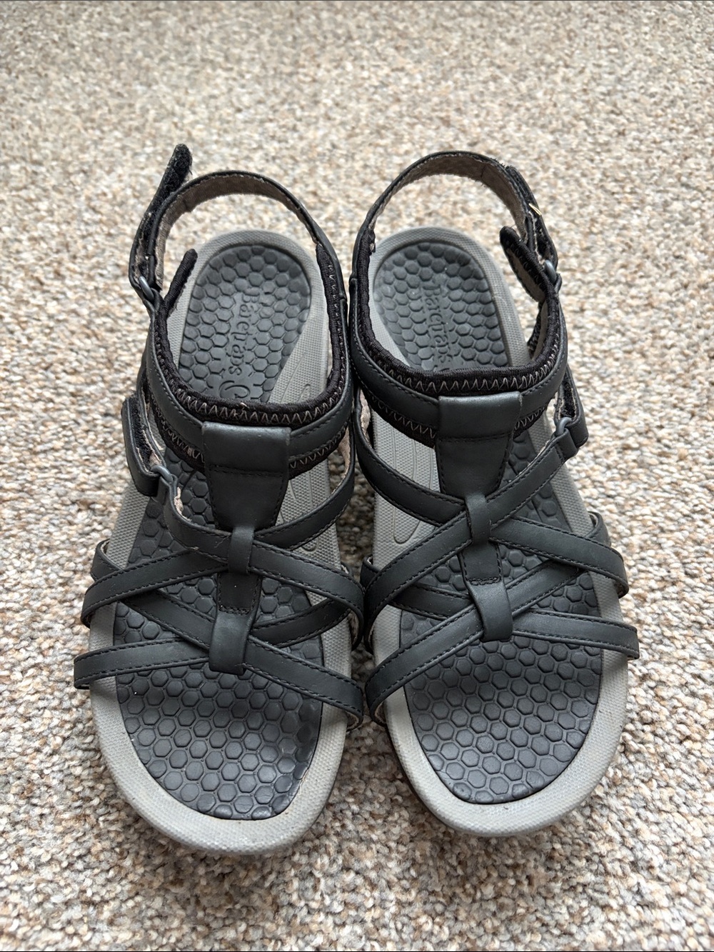Baretraps  - Black and Gray Women's Comfort Sport Sandals size 7